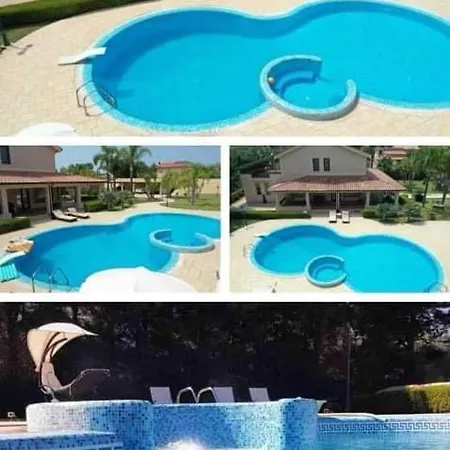فيلة Private Oasis Villa1 *
